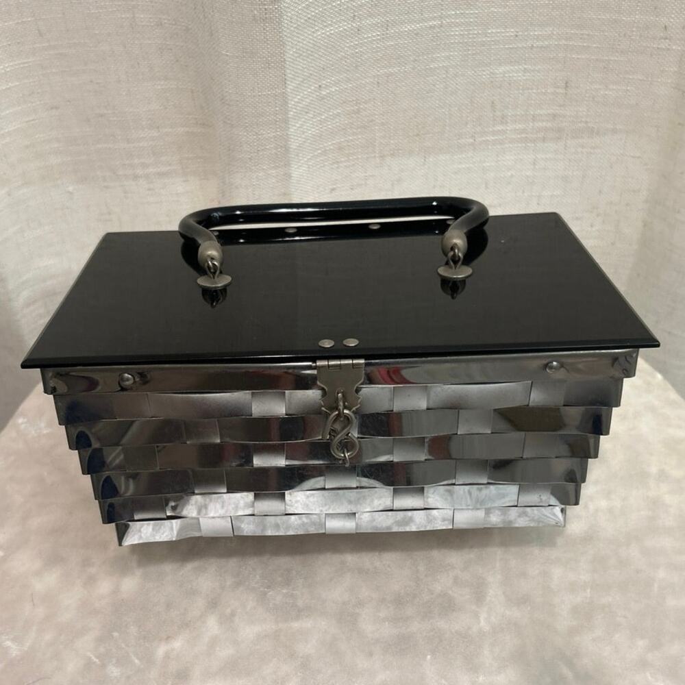 Vtg 50’s Dorset-Rex Fifth Ave Woven Metal/Blk Lucite Box Purse US Patent Stamped